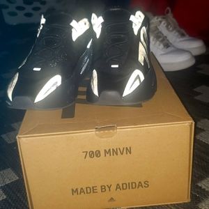 Yeezy 700 MNVN boosts